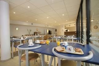 Appart Hotel Annecy Seynod Екстериор снимка