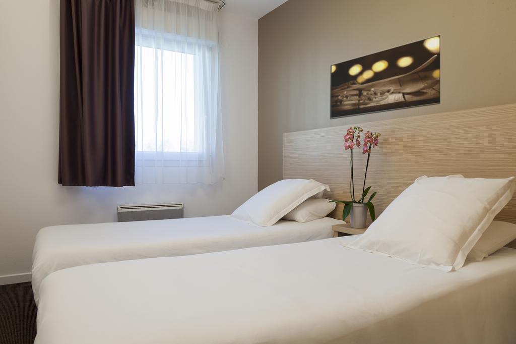 Appart Hotel Annecy Seynod Екстериор снимка