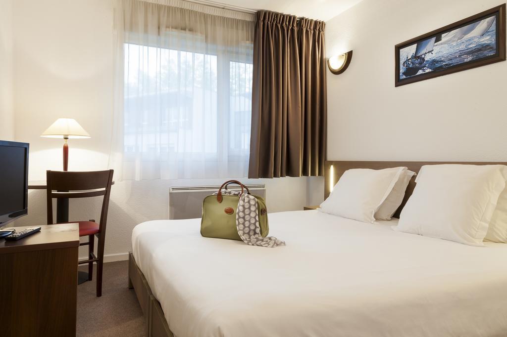 Appart Hotel Annecy Seynod Екстериор снимка